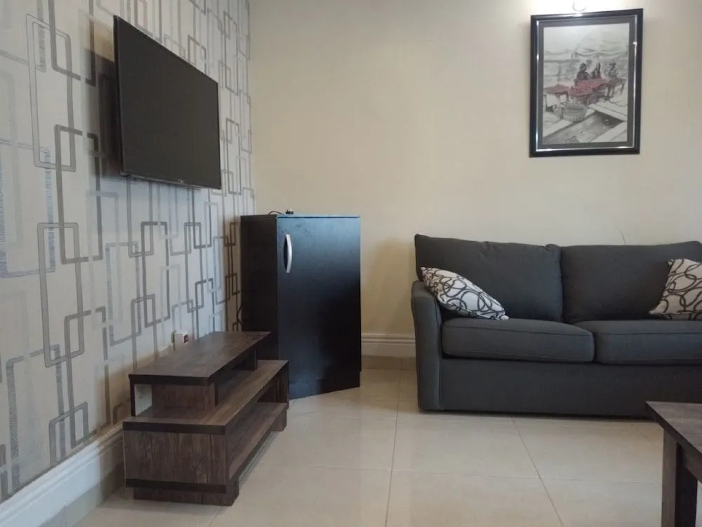 Victoria Inn Hotel & Suites