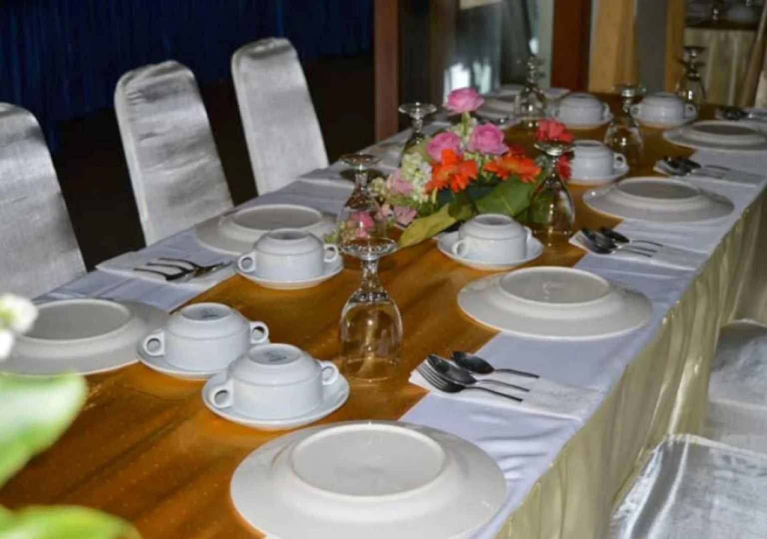 Lembah Sarimas Hotel