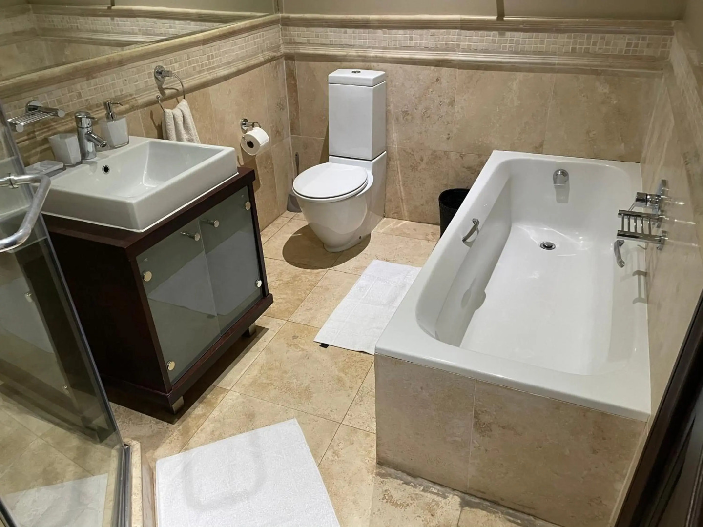 305 Manor Gardens, Ballito Manor