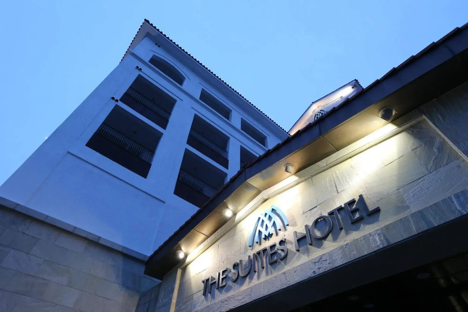 The Suites Hotel Naksan