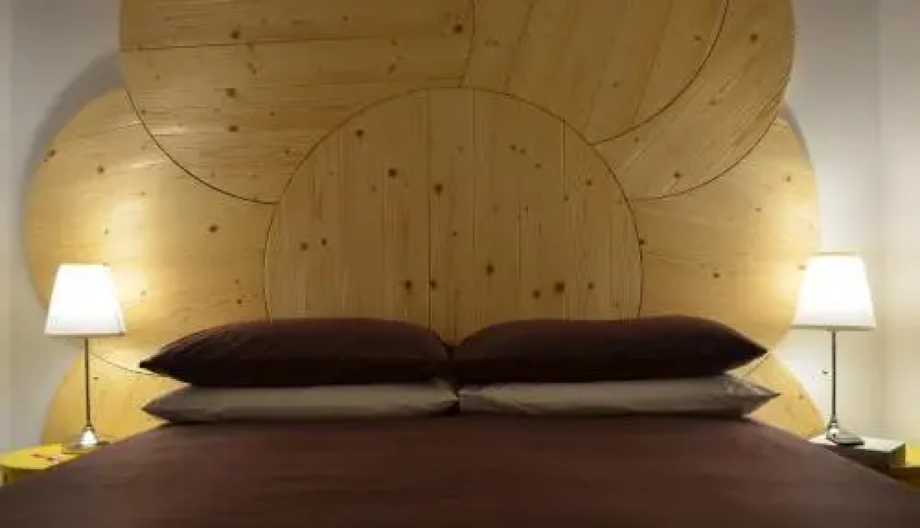 Angelina Urban Lodge