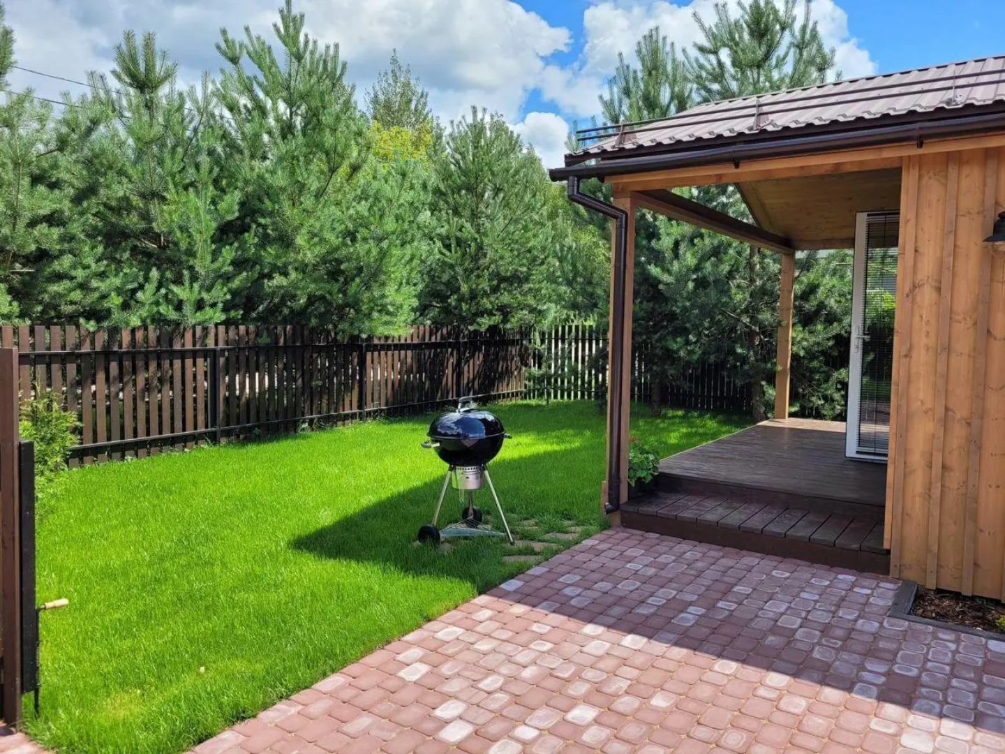 Домики на Луговом