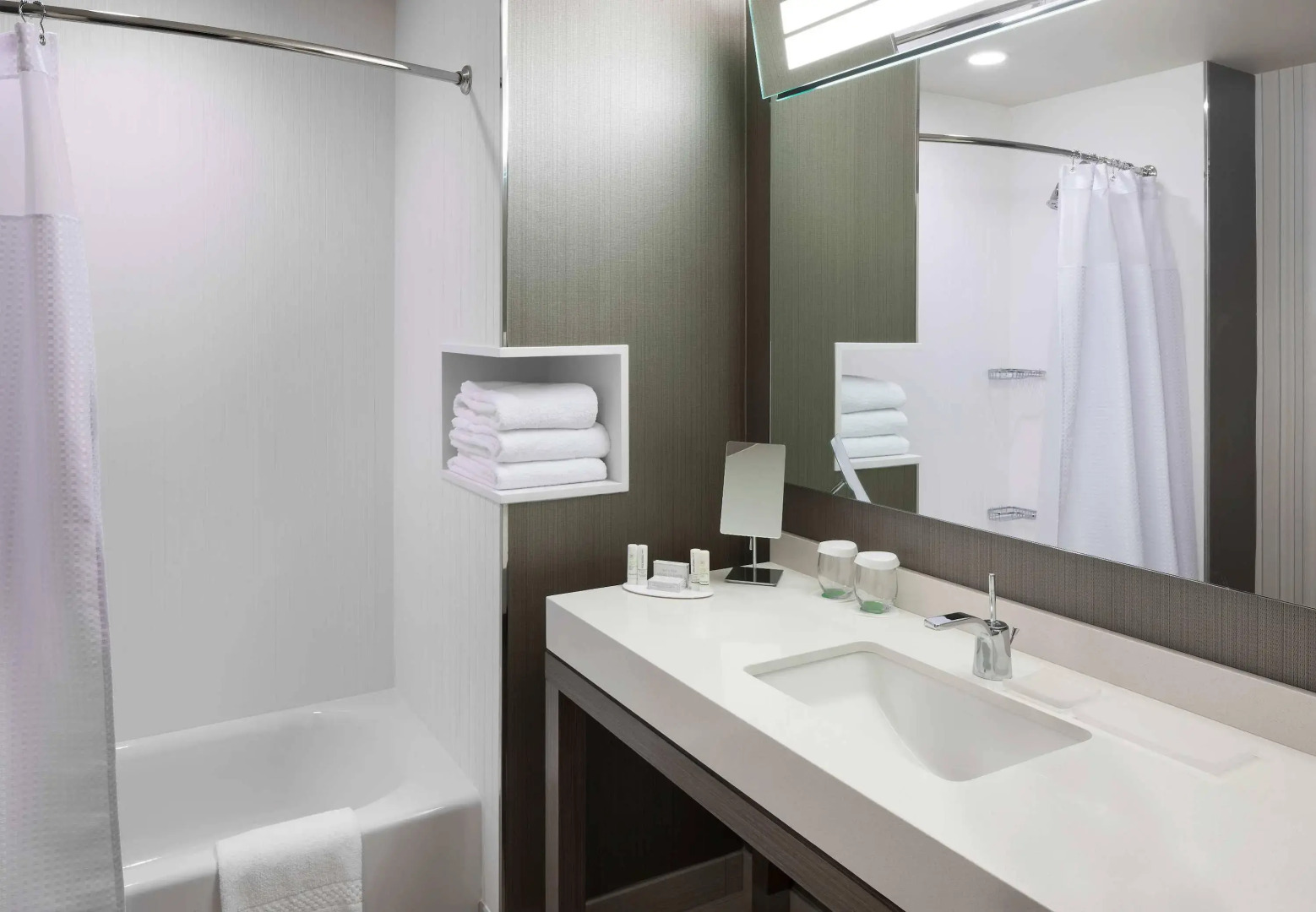 Courtyard by Marriott Fort Worth at Alliance Town Center