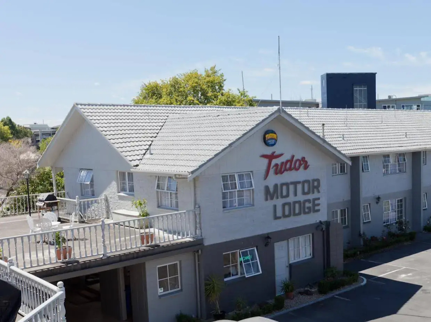 Tudor Motor Lodge
