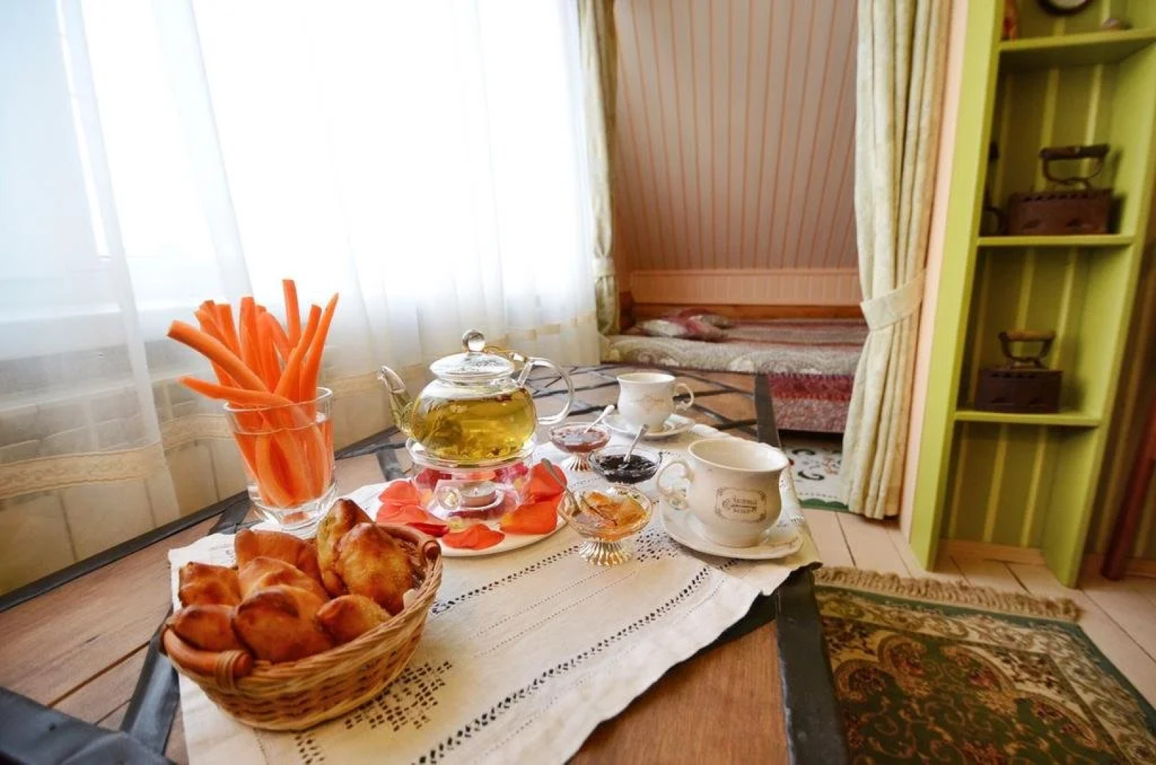 Русско-французский отель Частный Визит