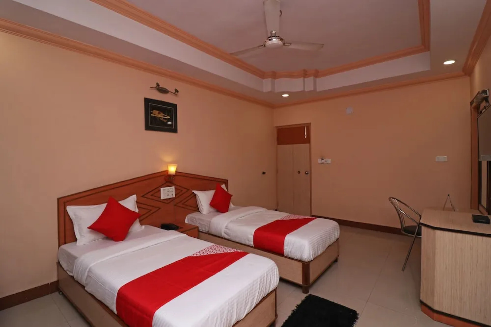 OYO 31010 Konark Regency