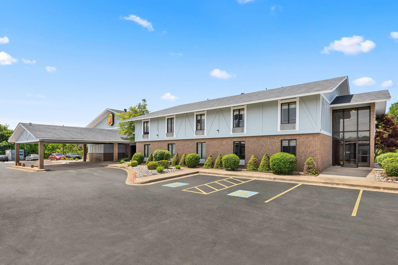 Super 8 by Wyndham Harrison AR