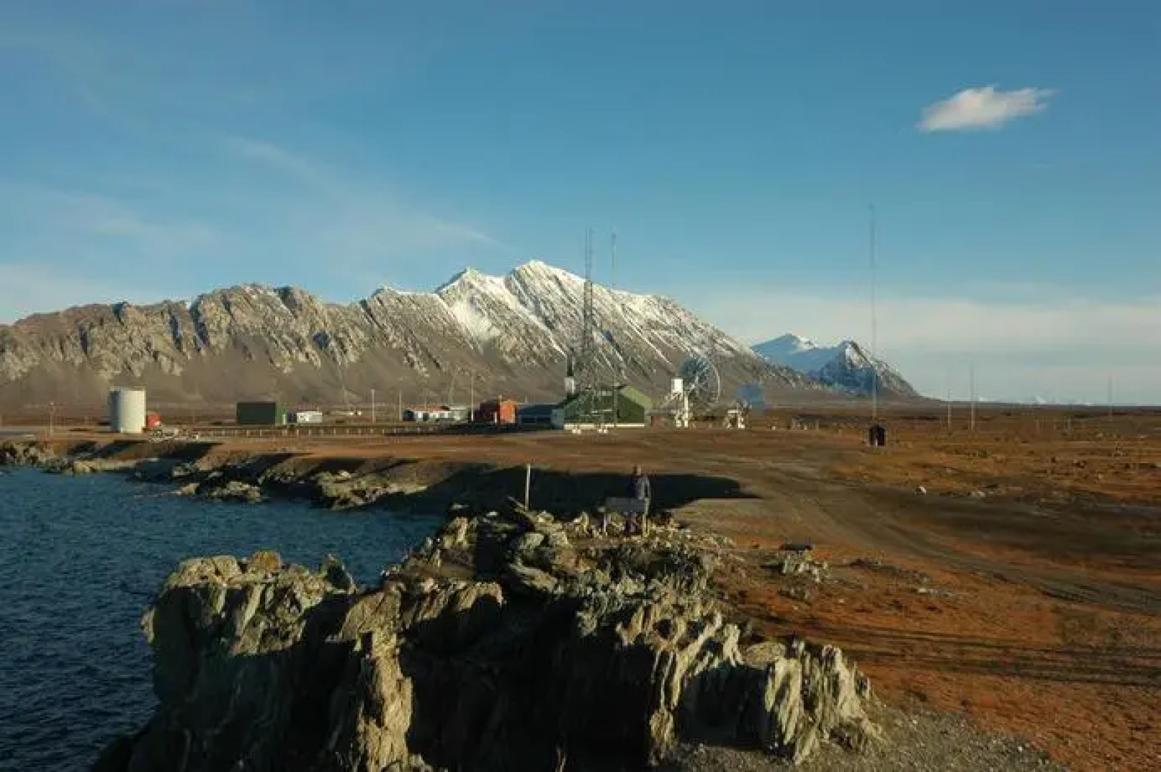 Isfjord radio