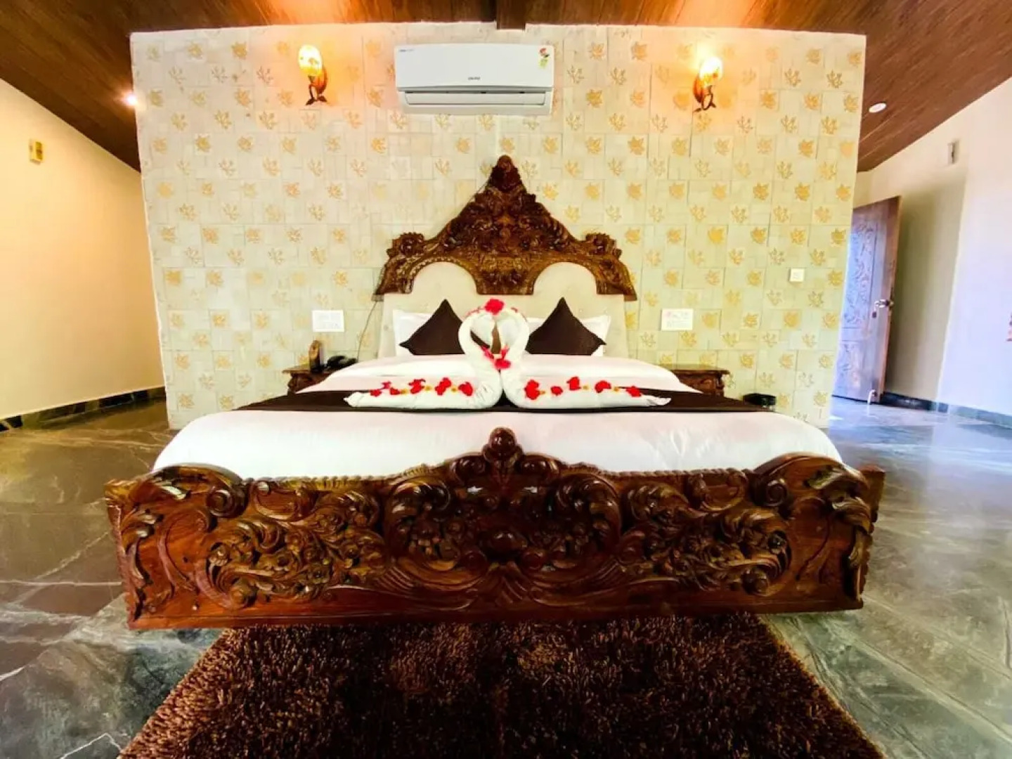 Lohagarh Corbett Resort