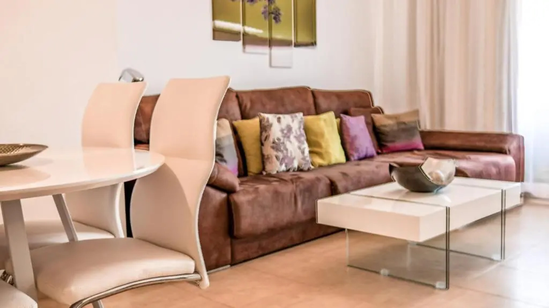 Beautiful 2 Bedroom Apartment - EO6821MM