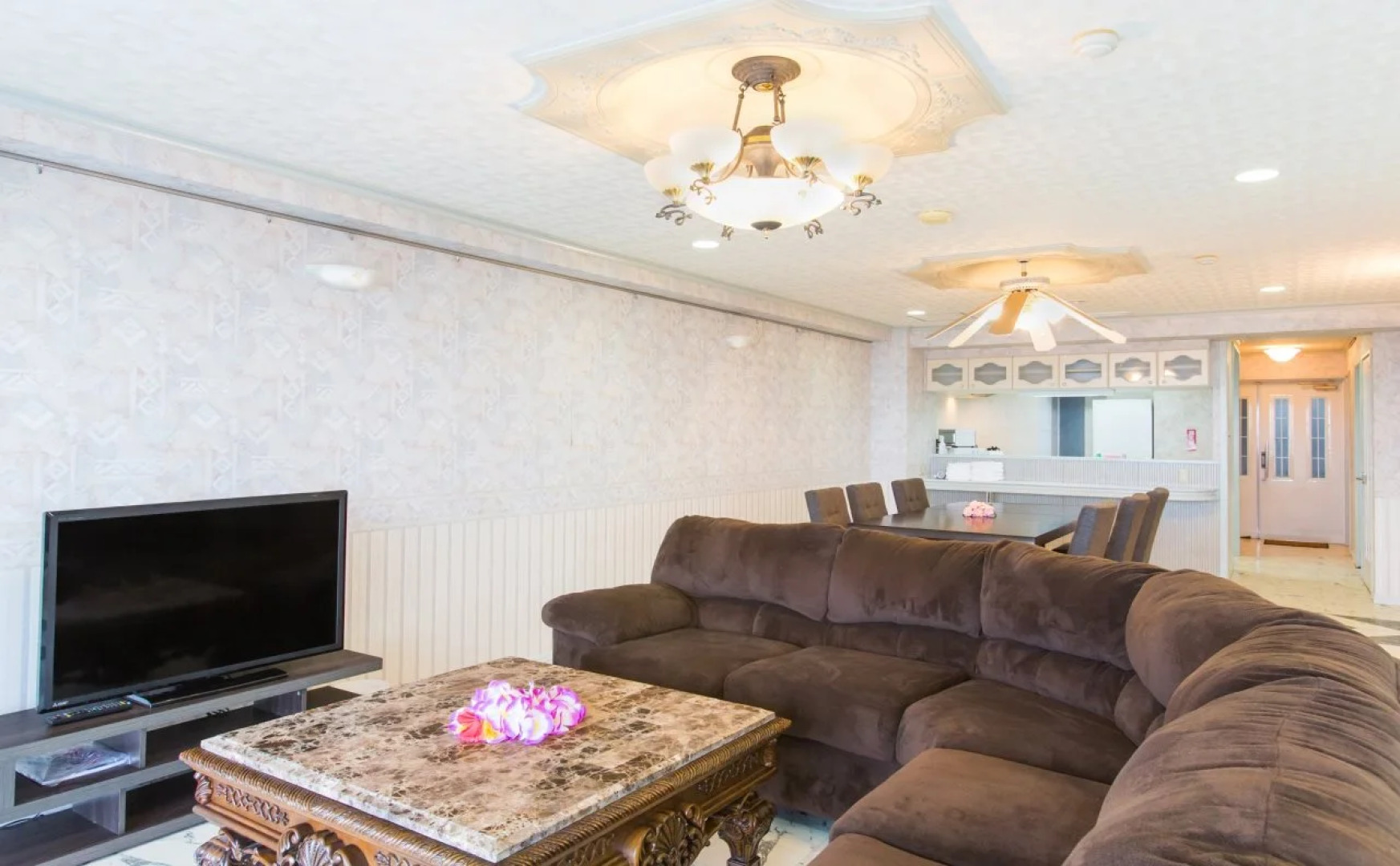 Beachside Condominium