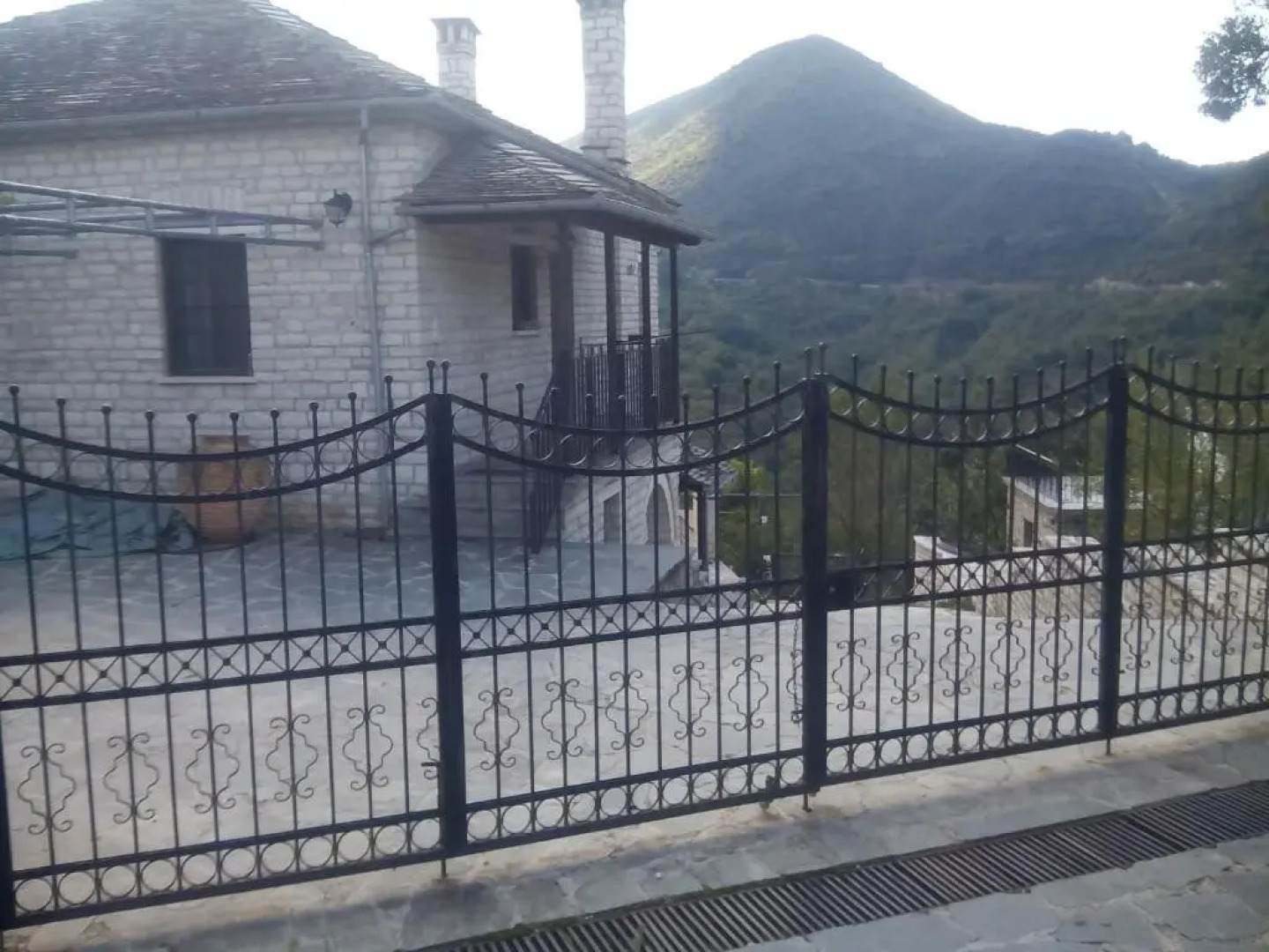 Comfortable Apartment in Village Saint Minas