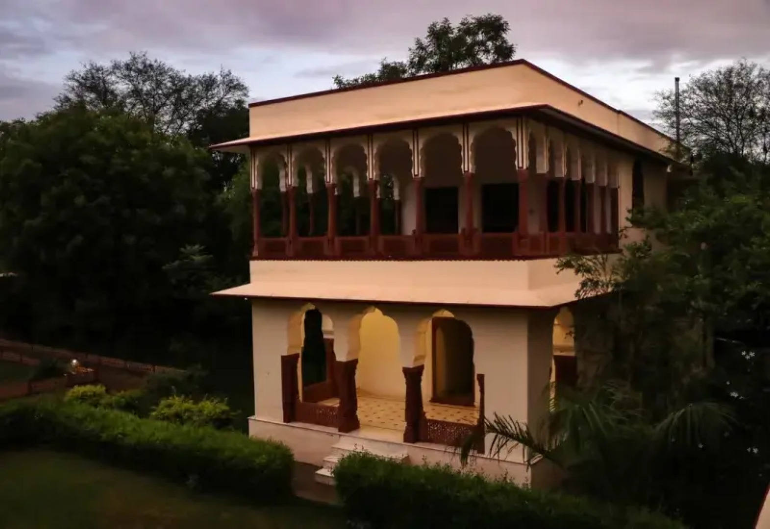 Shahpura Abhaneri Resort
