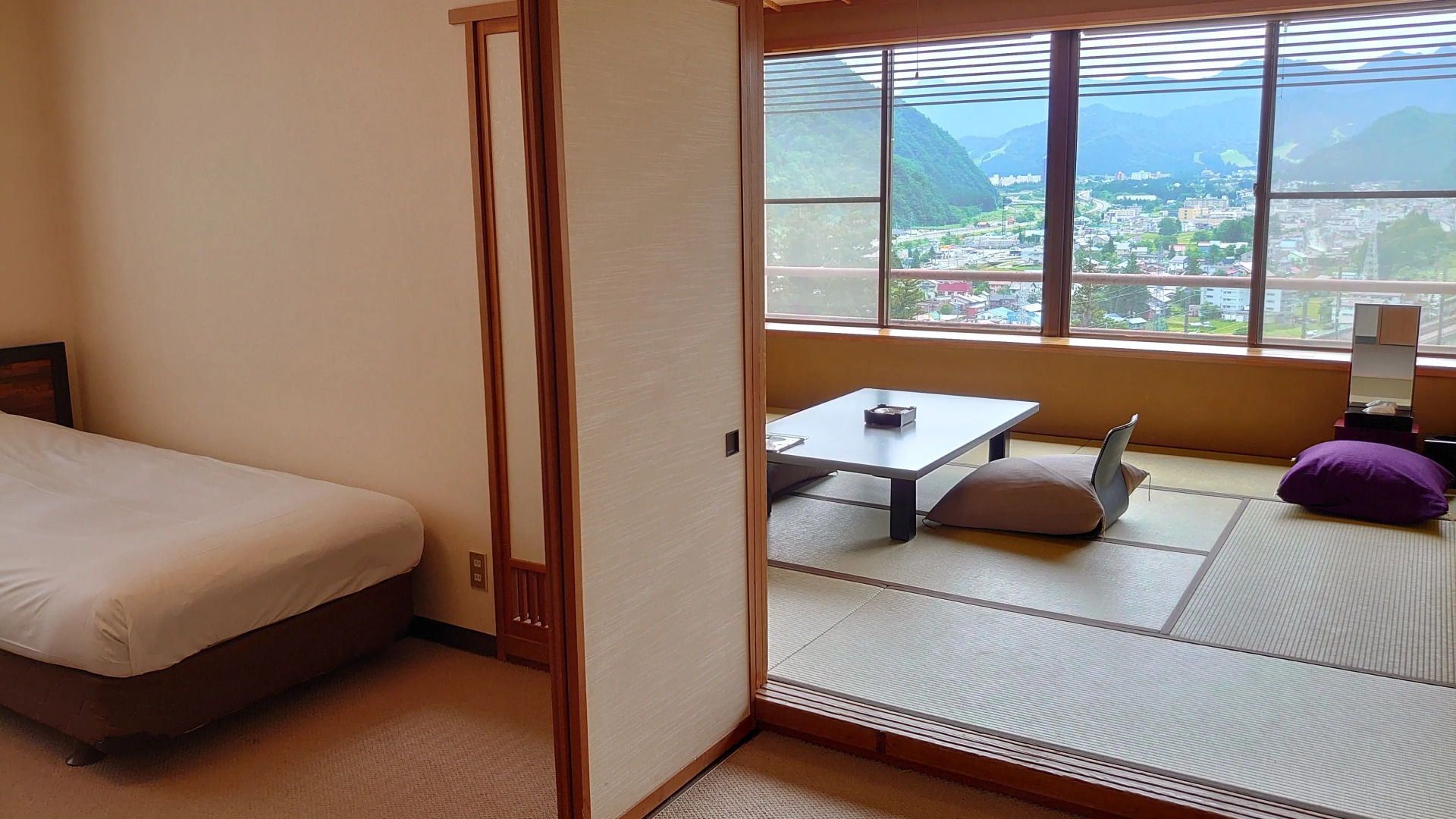 Ichibo Senri Onyuyado Nakaya