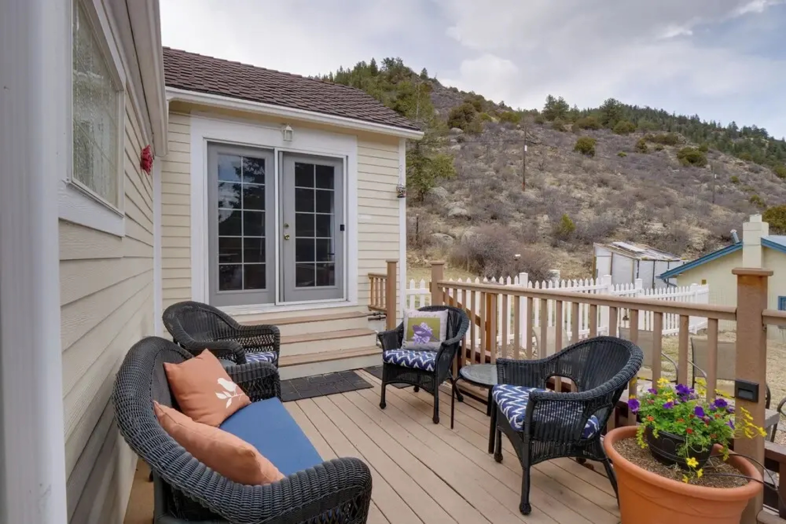 Empire Vacation Rental w/ Fire Pit & Gas Grill!