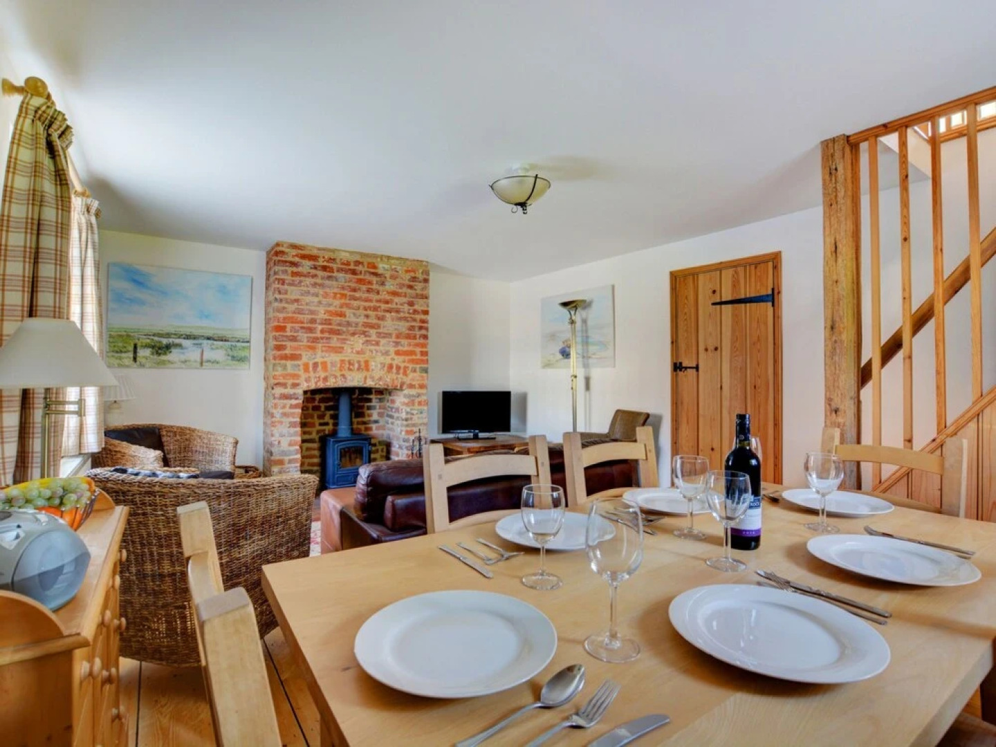 Tasteful holiday home in East Rudham with Garden