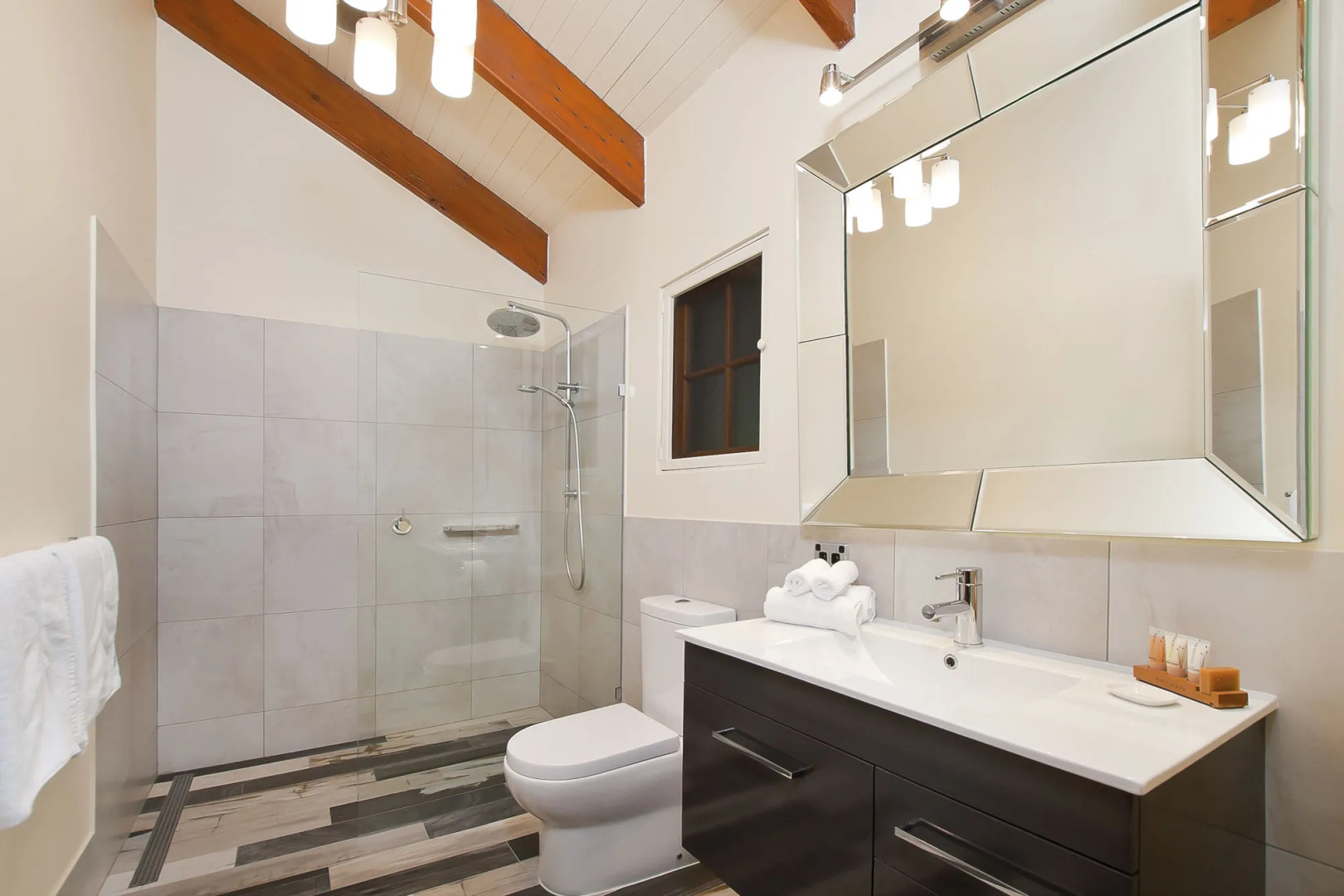 Yallingup Lodge Spa Retreat