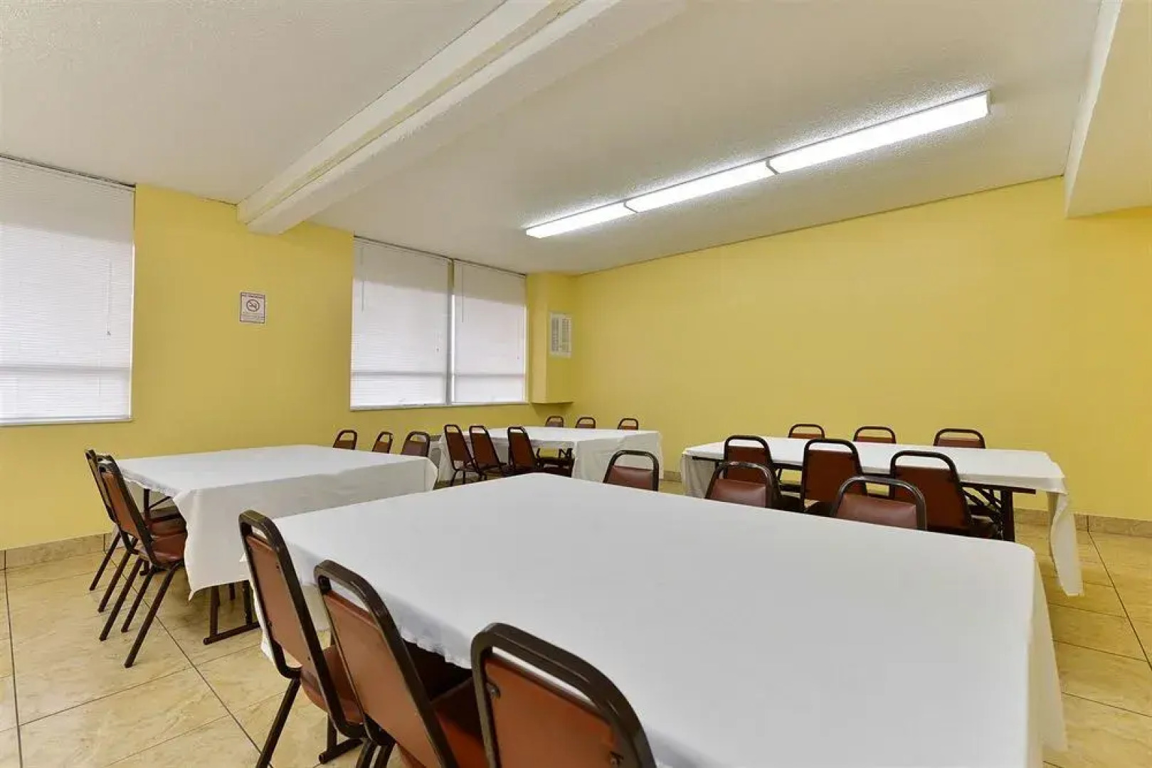 Americas Best Value Inn Cleveland Airport