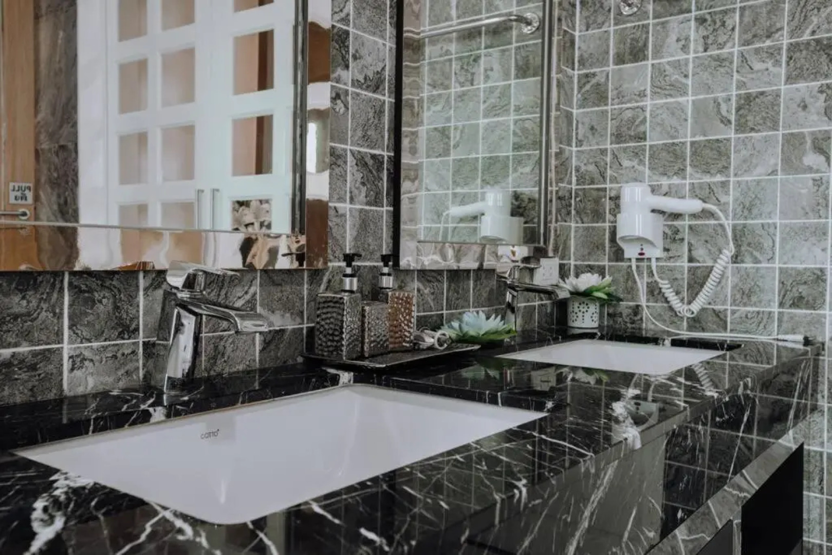 3Bd Pool Villa Pattaya with Sauna - Exquisite Pool Villa B