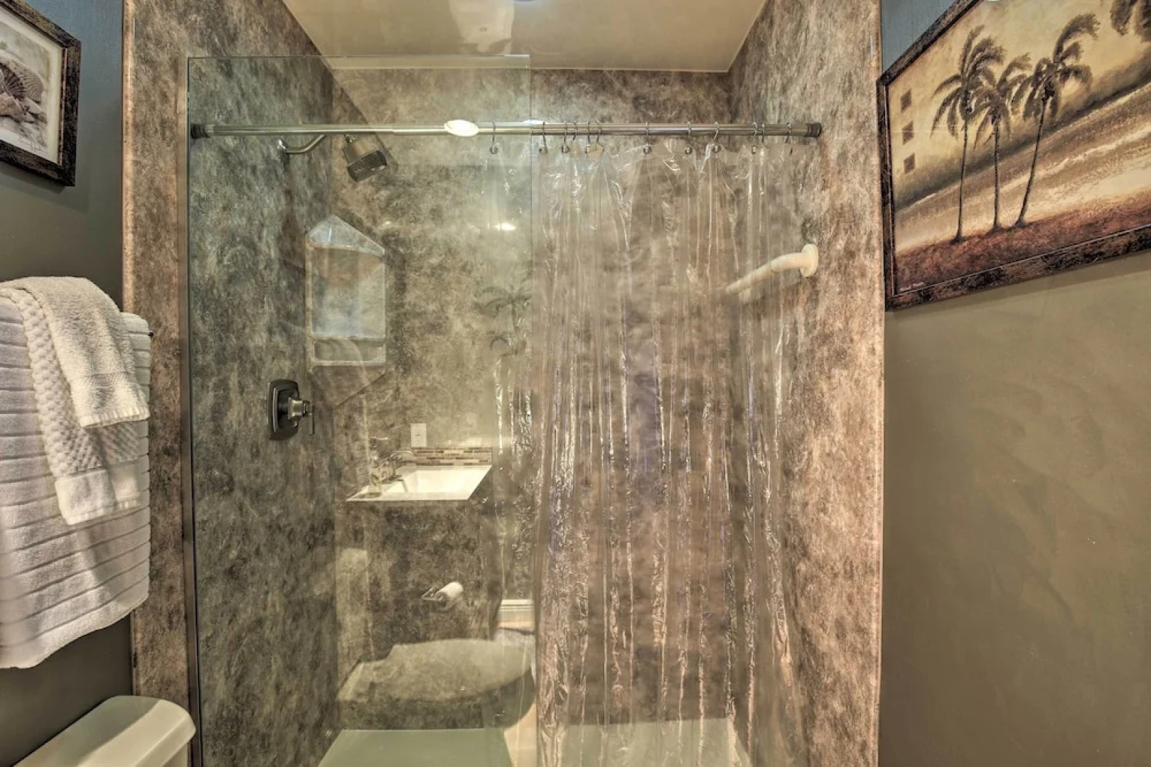 Beachy Palm Harbor Escape: Swim Spa Pool & Gazebo