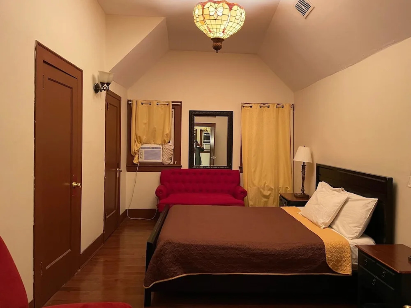 Newark Hansbury Multi Level House