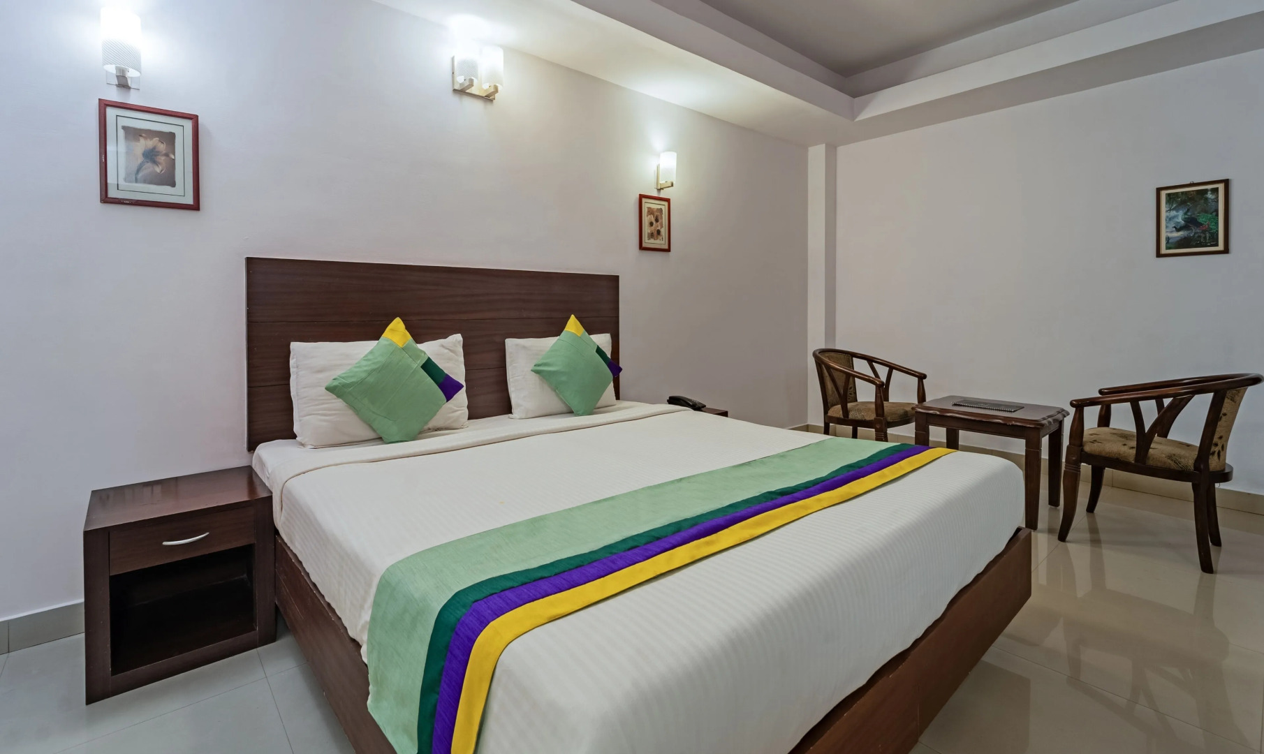 Oyo 15992 Central Hotel