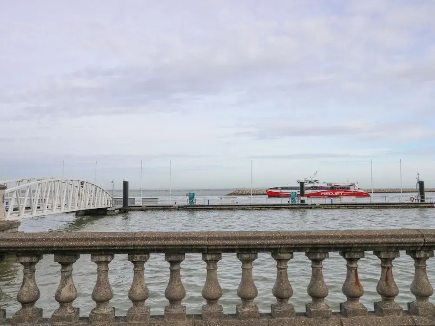 Medina by The Solent