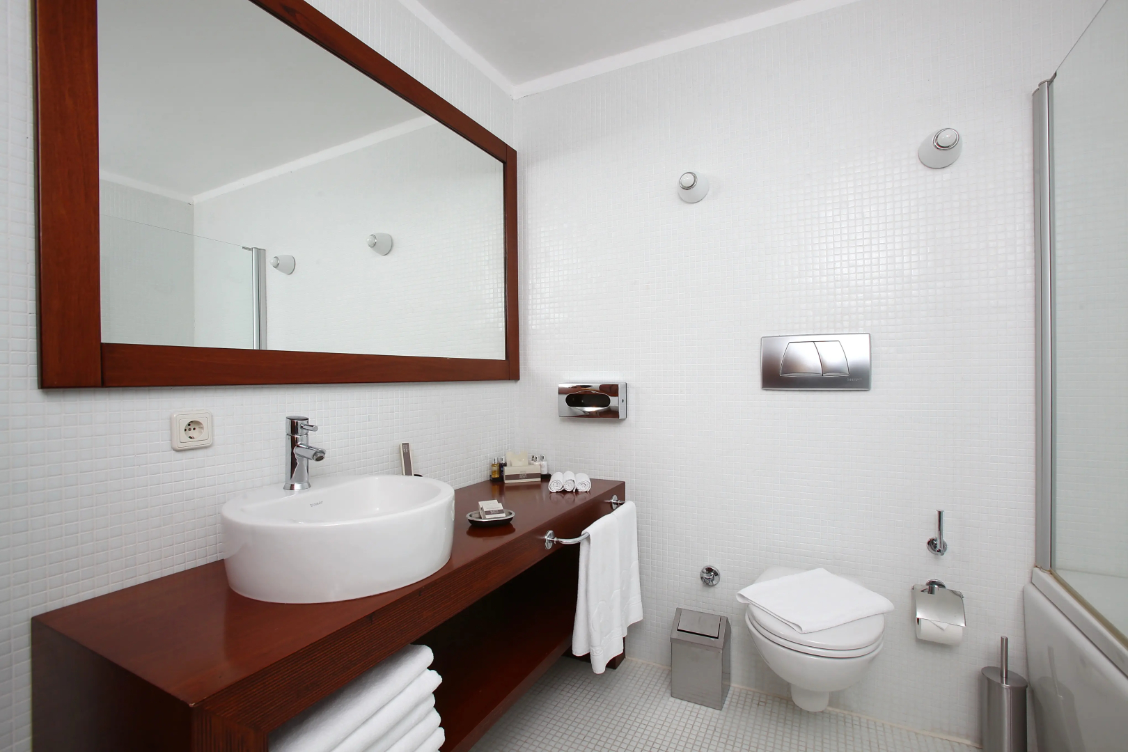 No:81 Hotel