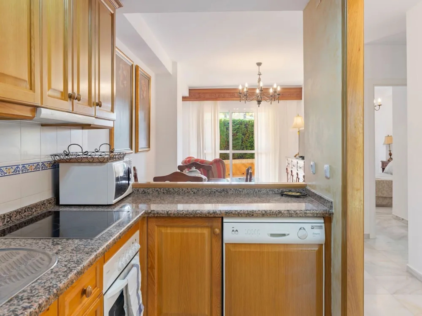 Lovely Holiday Home in Islantilla with Swimming Pool