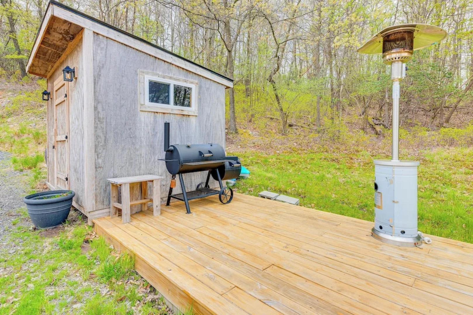 Lakefront Long Pond Home w/ Wraparound Deck!