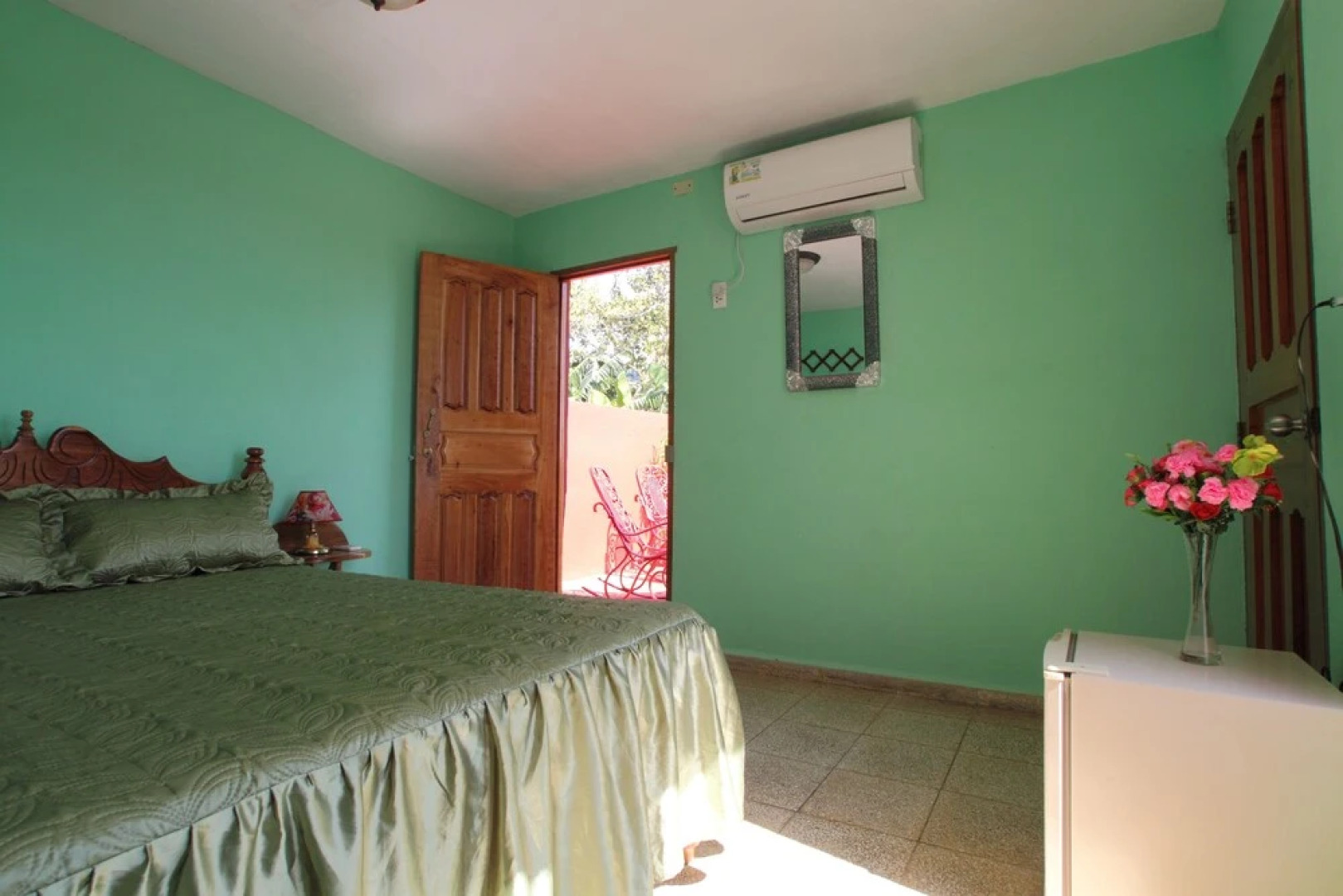 Hostal Zaira Kenia y Jorge Luis