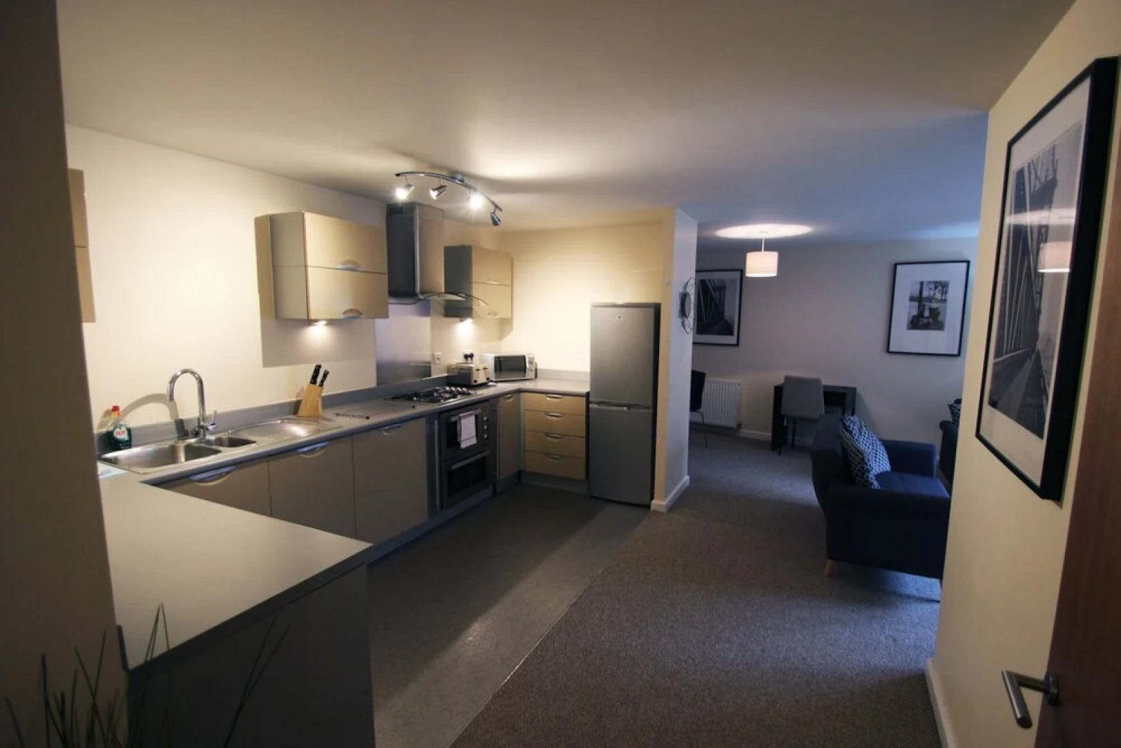 iStay - The Pinnacle