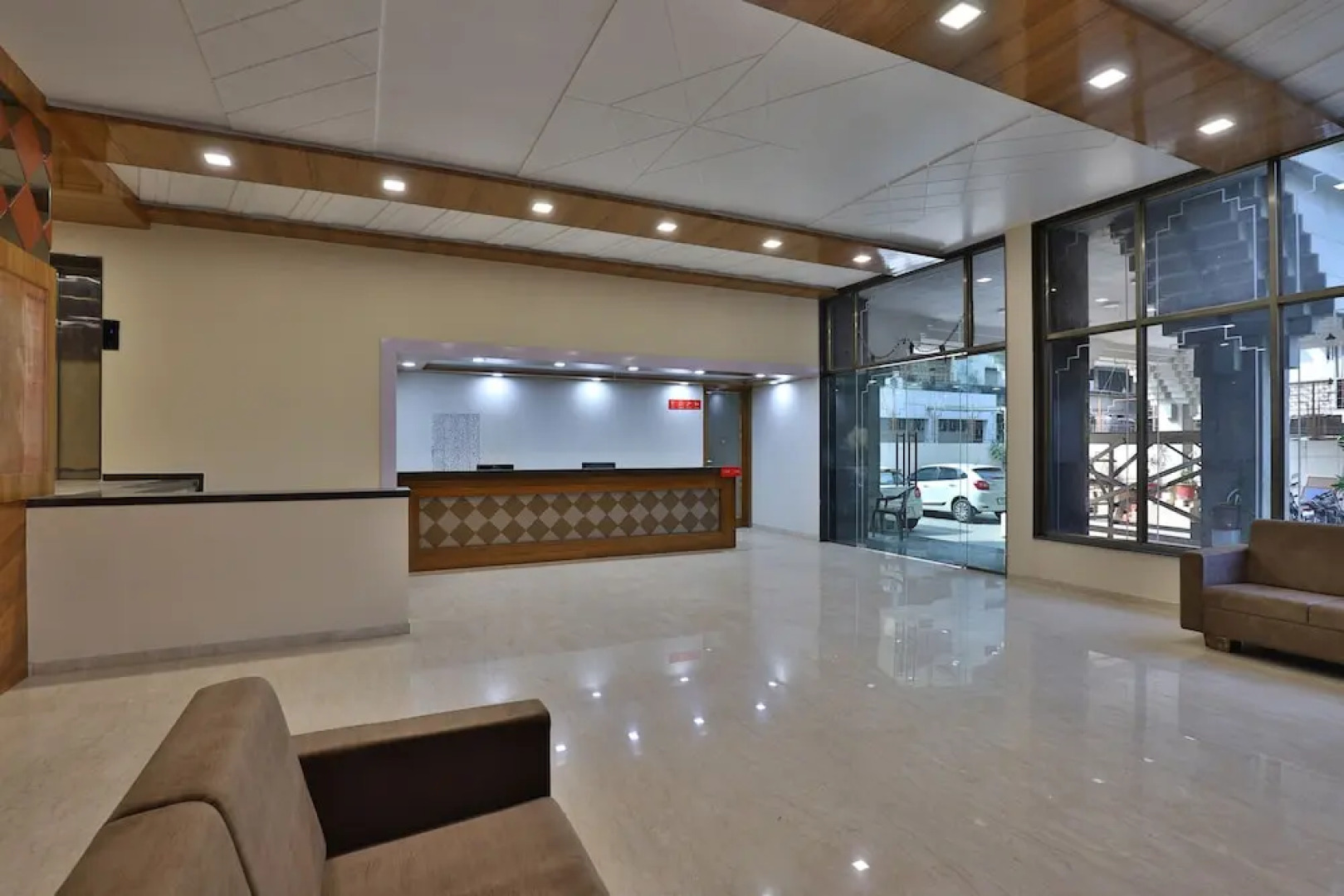 OYO 11543 Hotel Panchsheel