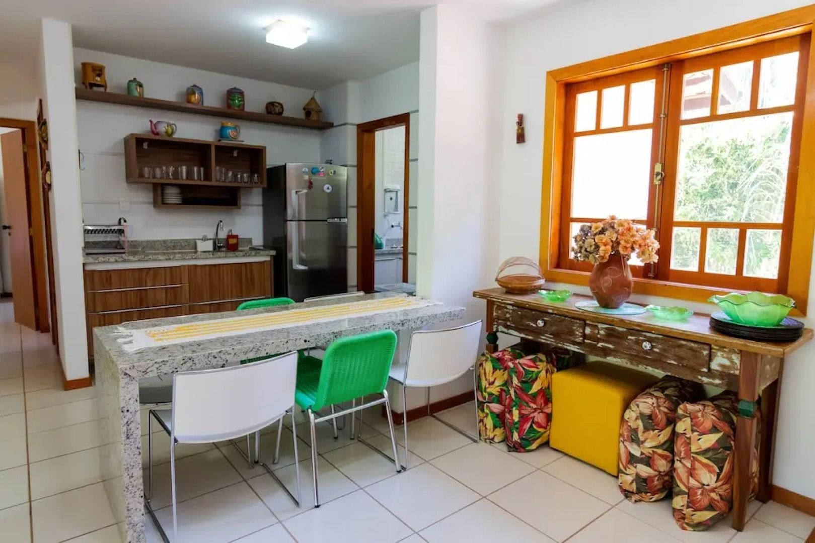 PF02 Apt. 3 Quartos em Praia do Forte