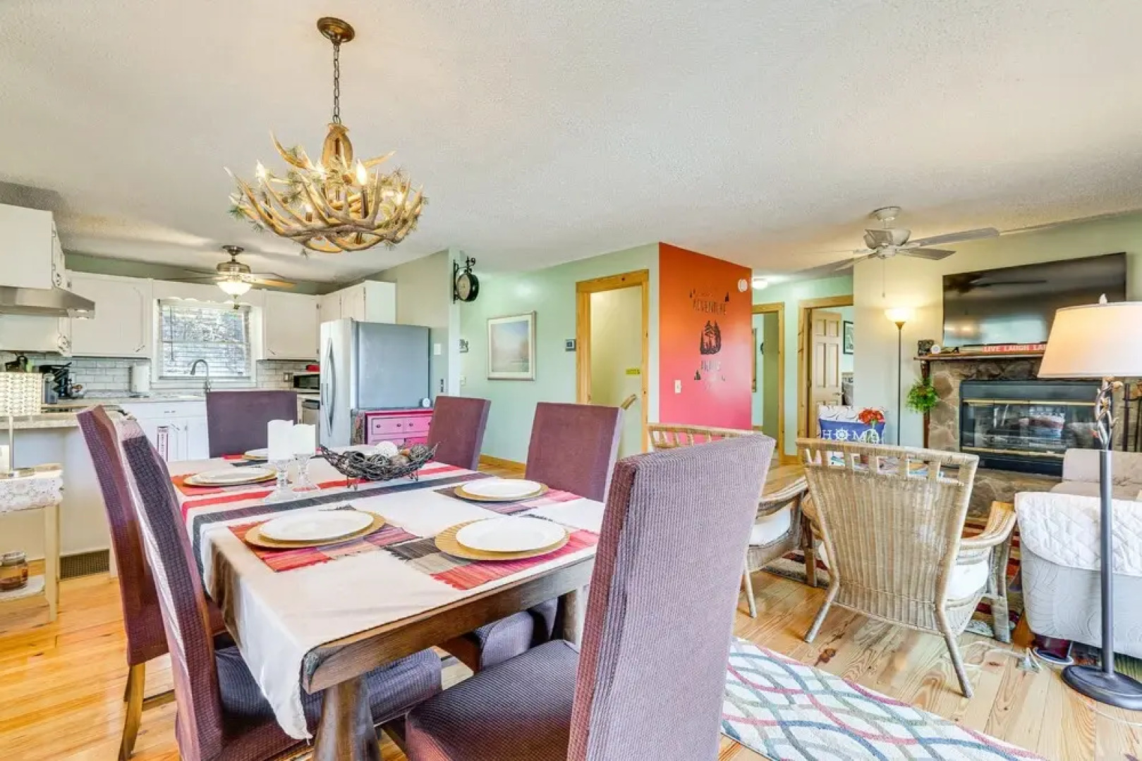 Pet-friendly Hiawassee Cabin w/ Lake Views & Sauna