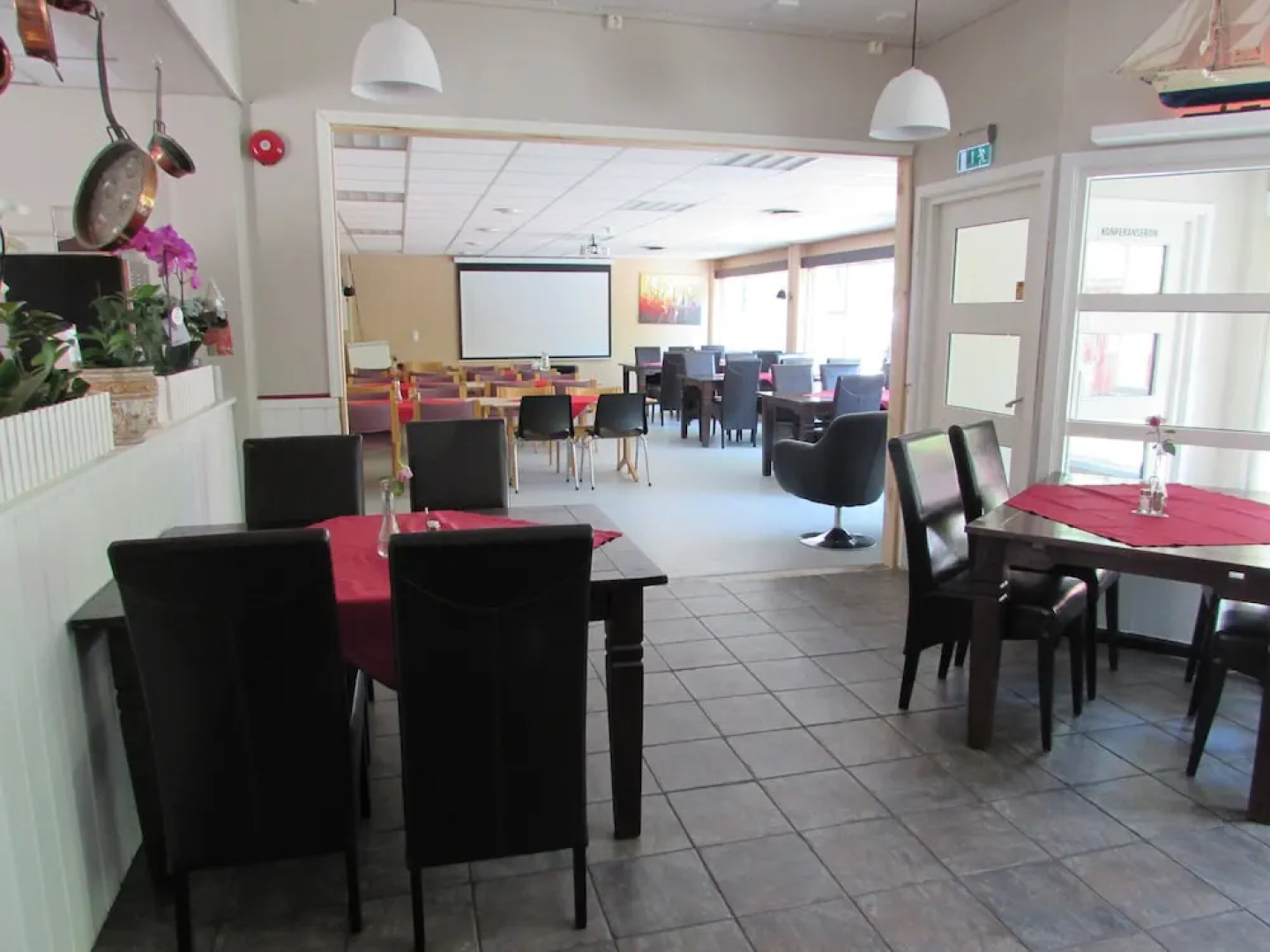 Midnattsol Batnfjord Motell og Kafe