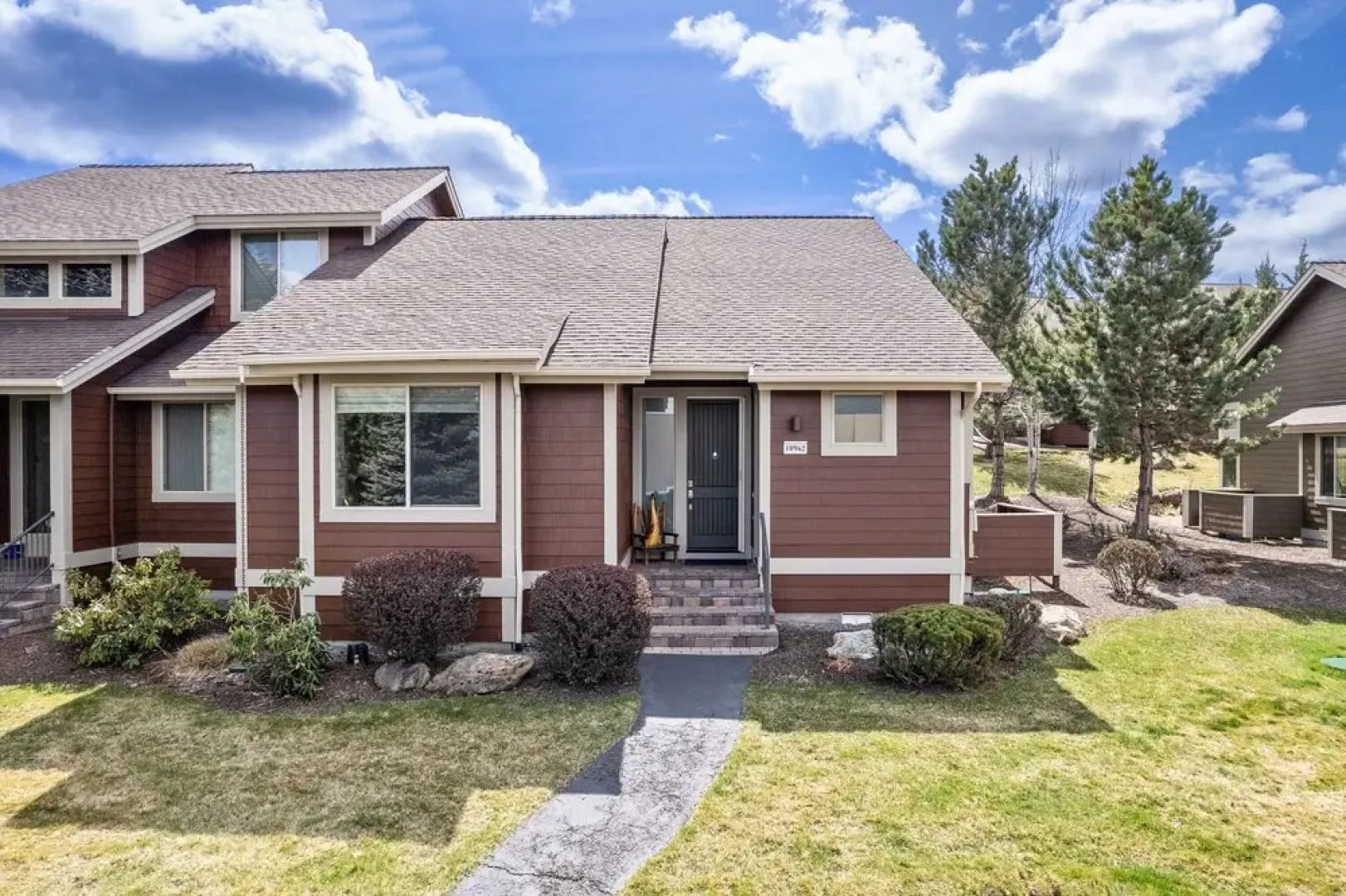 Village 62 Gorgeous Remodeled Townhouse with Firepit on the Backyard by RedAwning