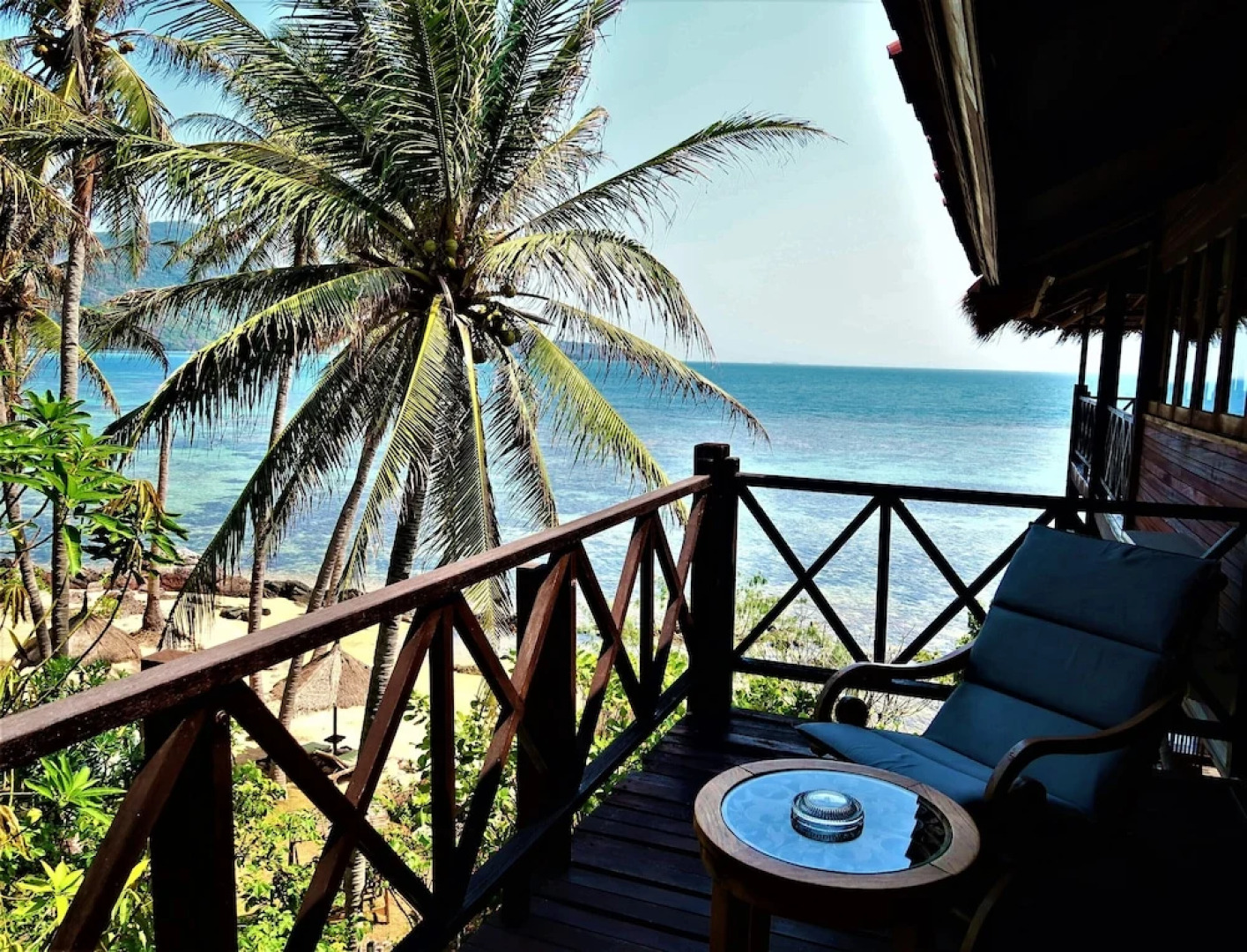 Breve Azurine Lagoon Retreat