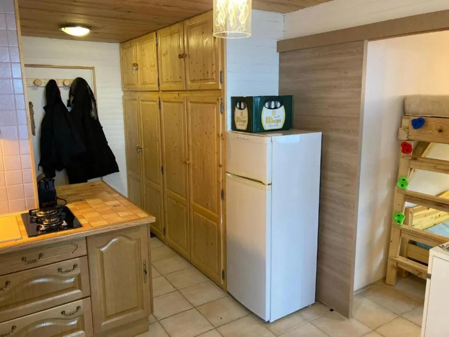 Appartement 2 pièces pieds des pistes terrasse face à la montagne