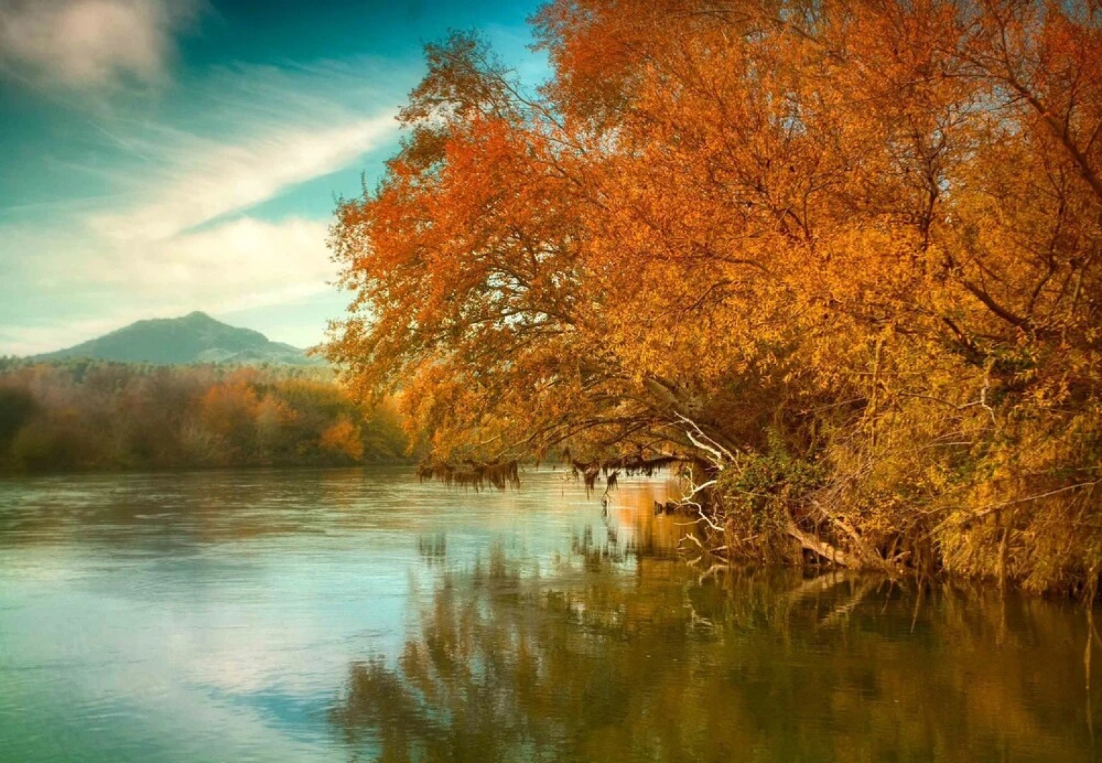 House With 5 Bedrooms in Benissanet, With Wonderful Mountain View, Pri