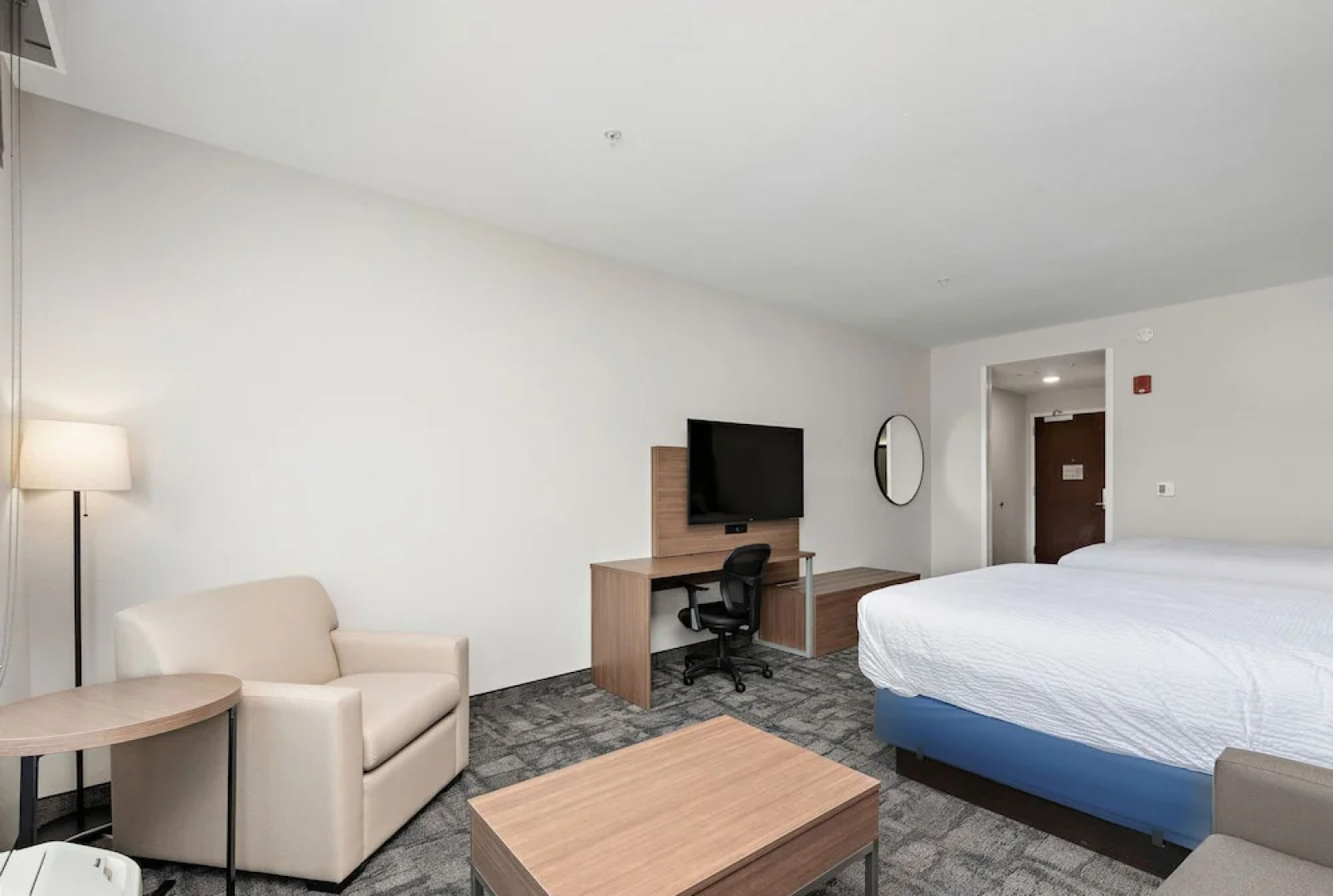 Holiday Inn Express Kansas City North – Parkville by IHG