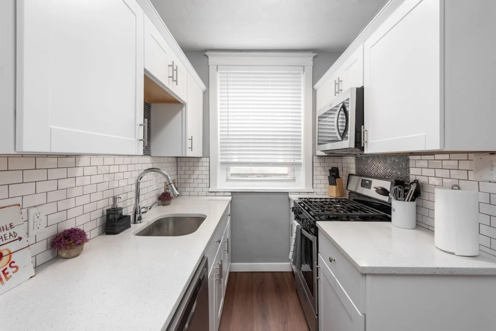 Central Garden Getaways Corp Rentals by NamaStay