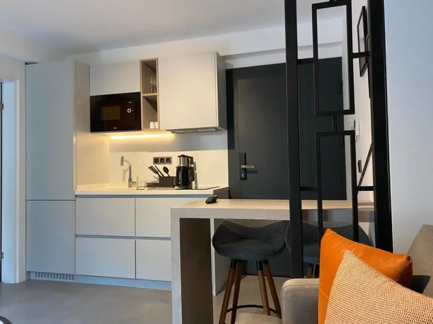 Ayayorgi̇ Homes & Hotels