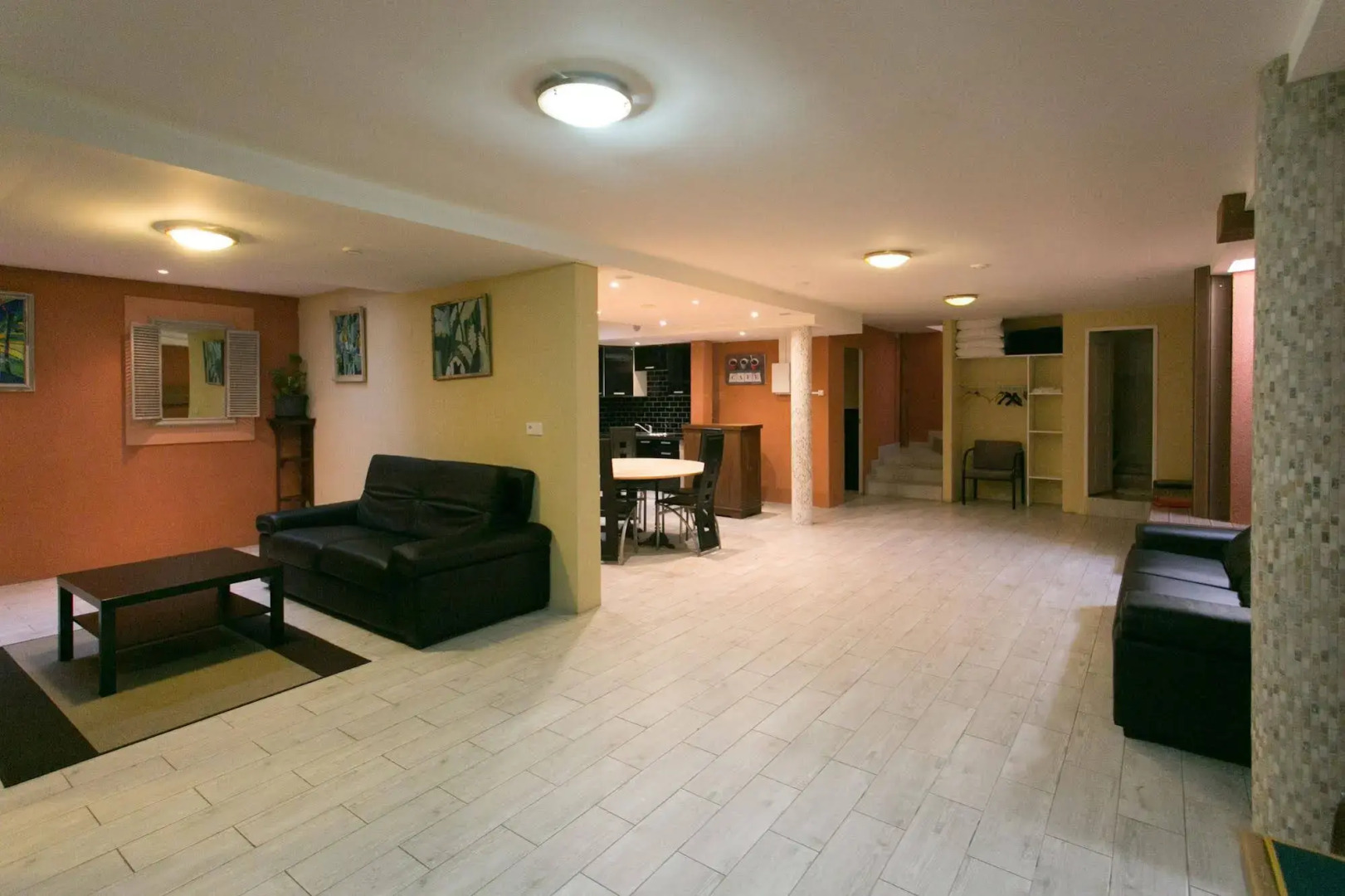 Paris East Side Lodge