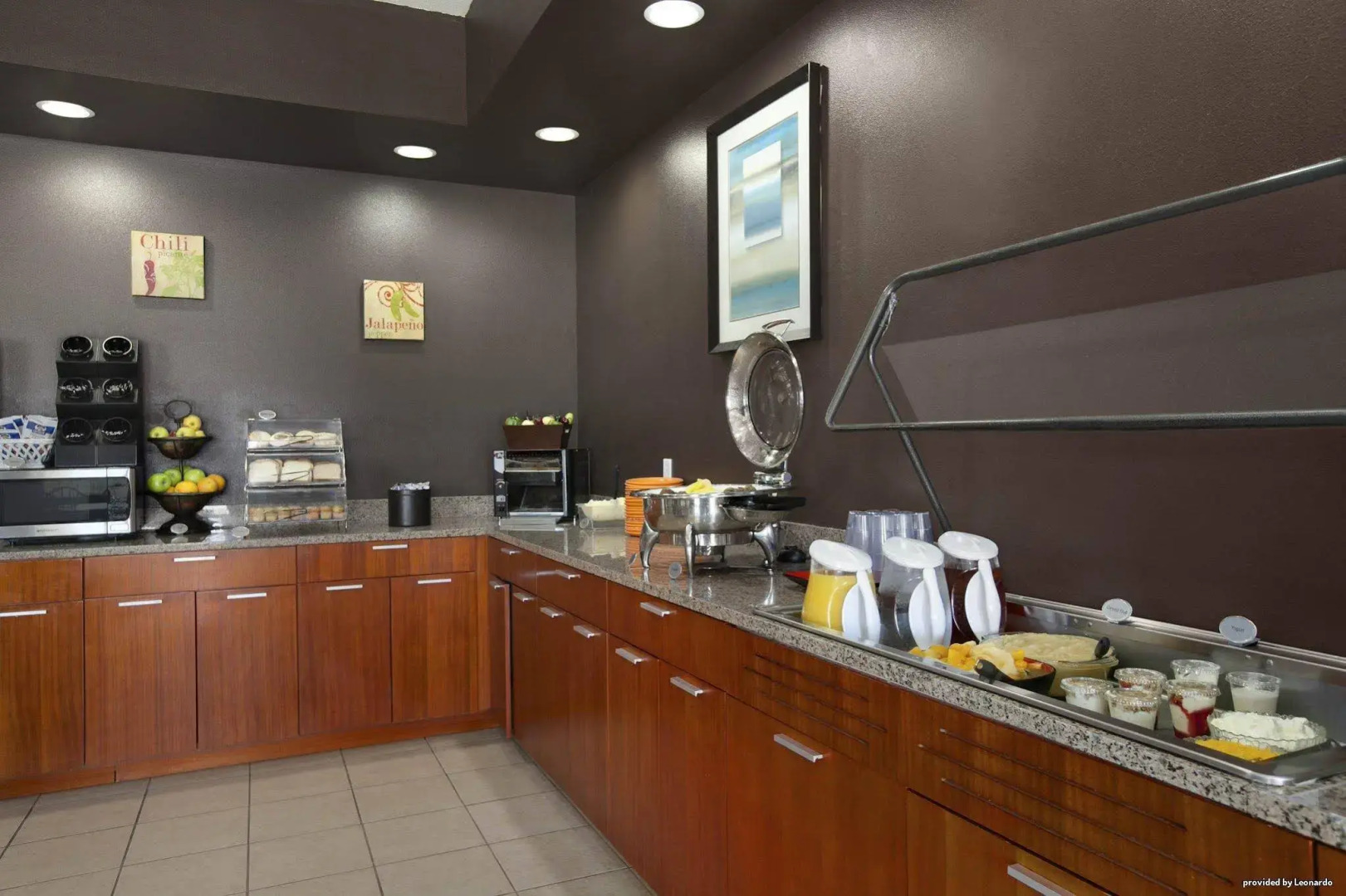 Best Western Plus Peppertree Inn At Omak