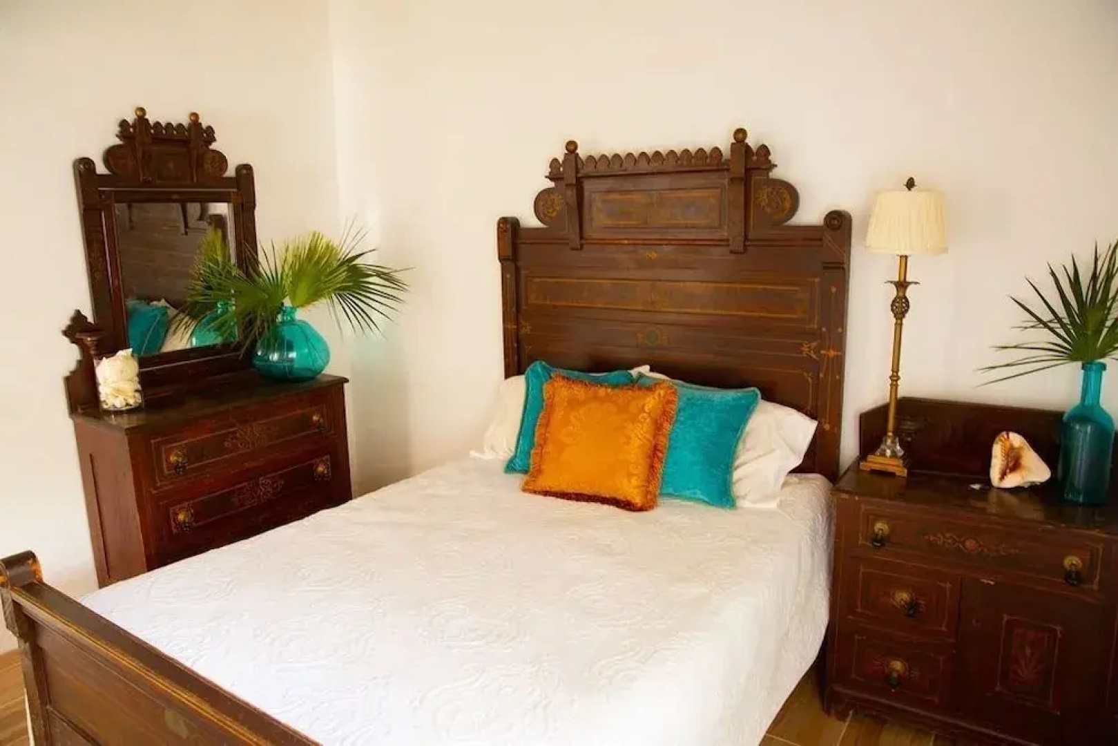 Blue Love Point 3br 3 Bedroom Home