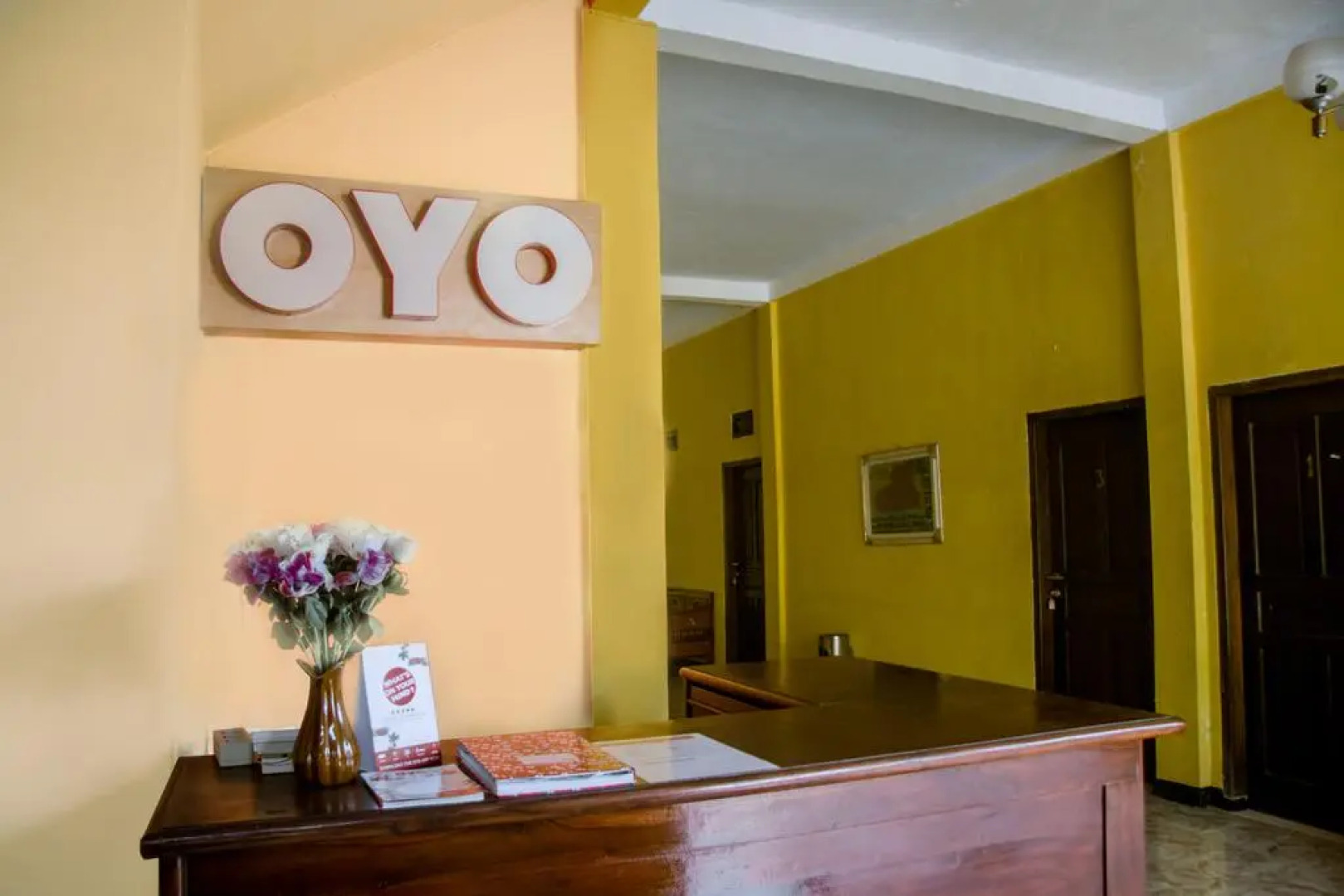 OYO 1069 Hotel New Rajawali