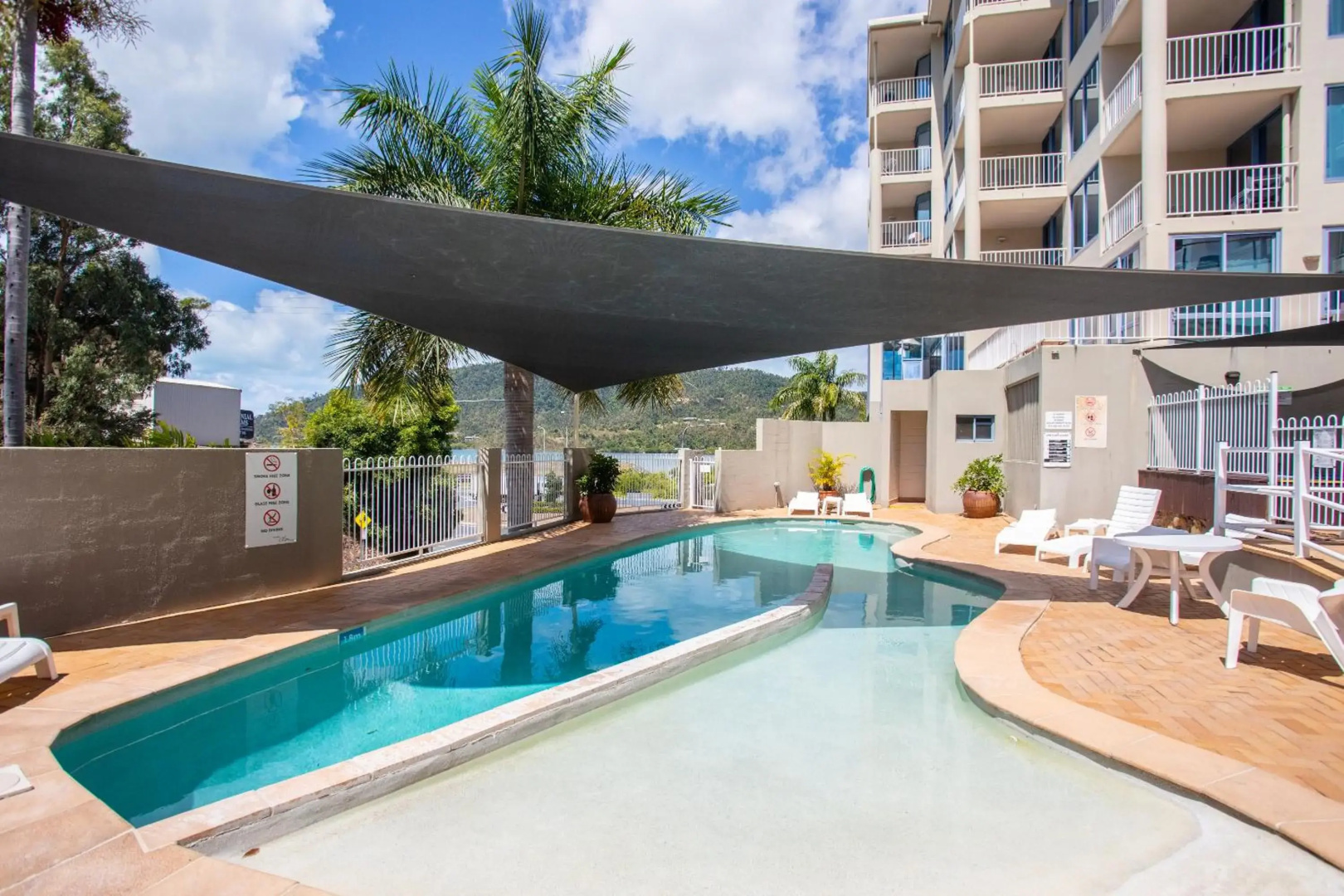 ☆Airliedise☆NO hills☆5min walk 2 Port of Airlie/Ferry terminal☆WiFi☆Netflix