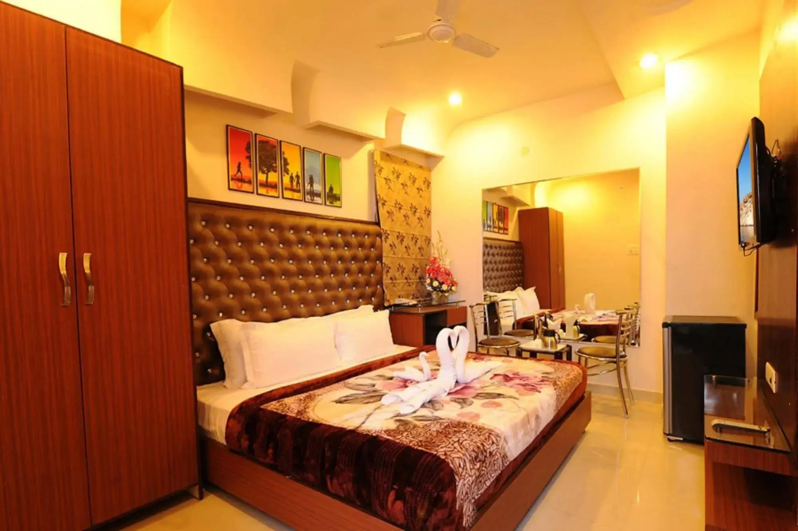 Hotel Pearl Inn & Suites