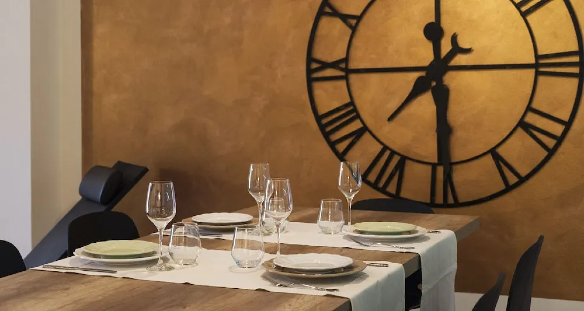 Villa Bianca on the Lake - Parking